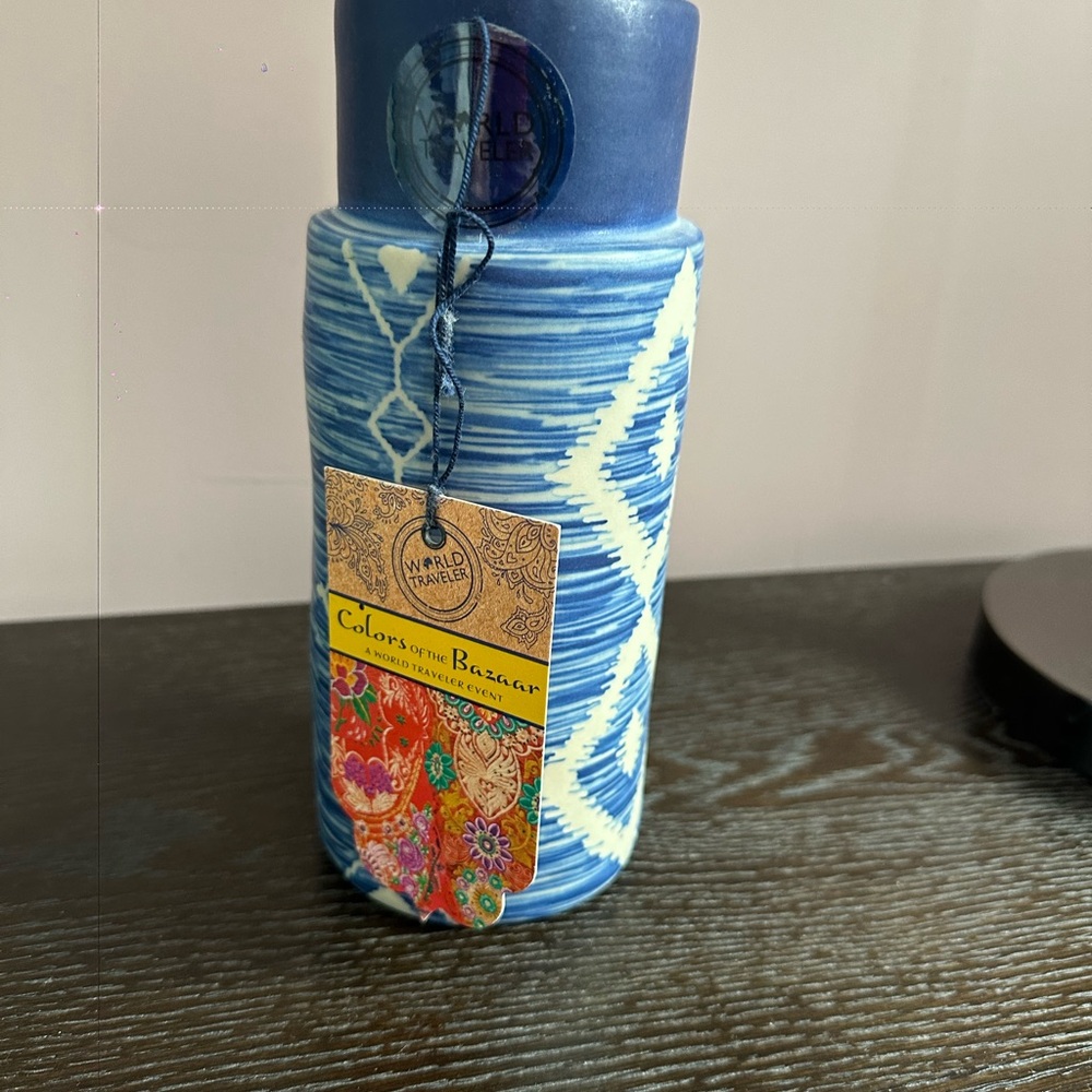 Ceramic Blue Patterned Vase - Picture 2 of 4